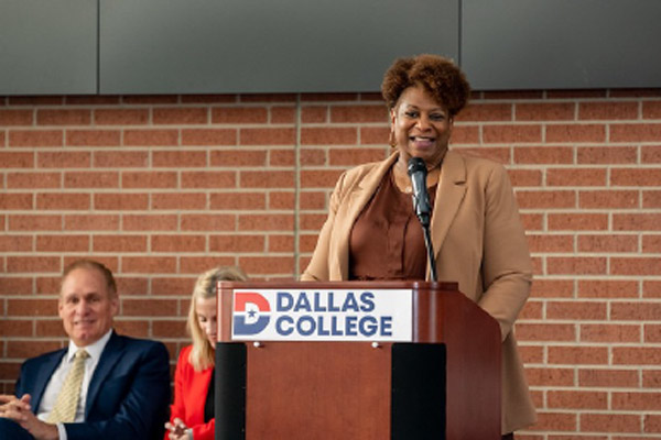 Welcome remarks at the 2022 University of Arizona Global Campus (UAGC) Scholarship Award Ceremony