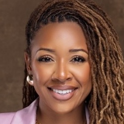 Headshot of Stephanie Boyce