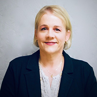 Headshot of Stephanie Wells