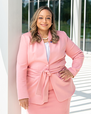 Photo of Karen Stills