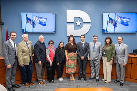 ETK Scholars pose with Dallas College Board of Trustees.