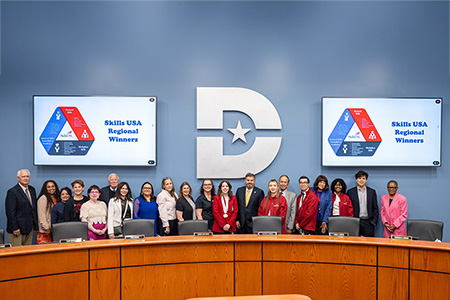 SkilssUSA gold award winners with Board of Trustees