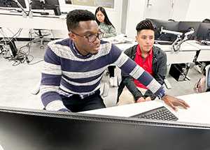 https://wwws.dallascollege.edu/news/PublishingImages/2024-college-news-300x215/BAT-degree-300x215.jpg