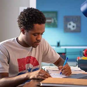 Decorative image for Dallas College Earns National Recognition for Excellence in Online Education